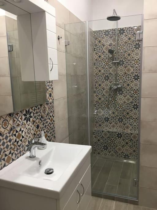 Andrea Apartman Miskolc Belvarosaban מראה חיצוני תמונה